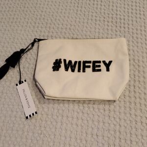 #Wifey Cosmetic Bag (30)